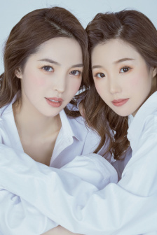 掀美女裙子游戏
